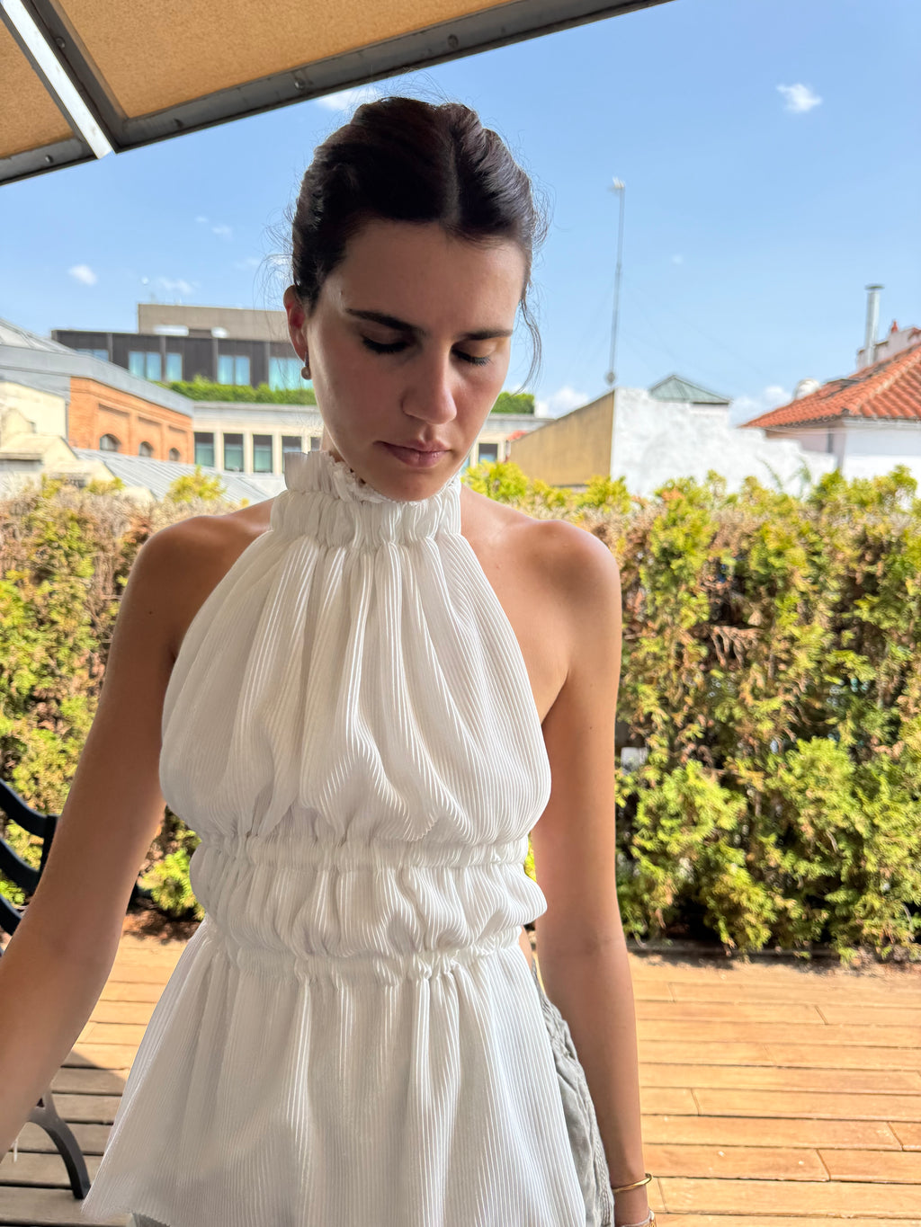 White pleated top