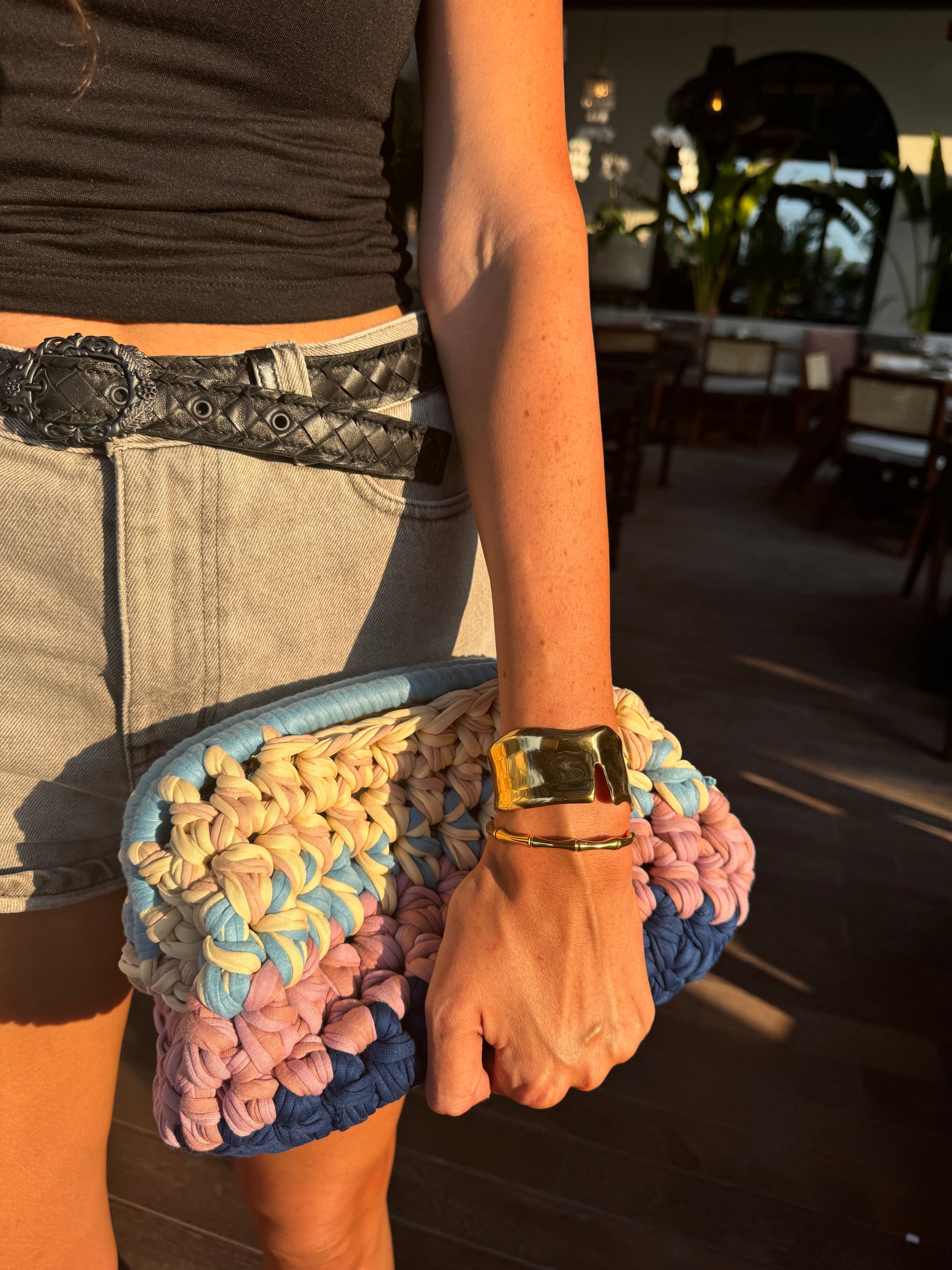 Tricot clutch