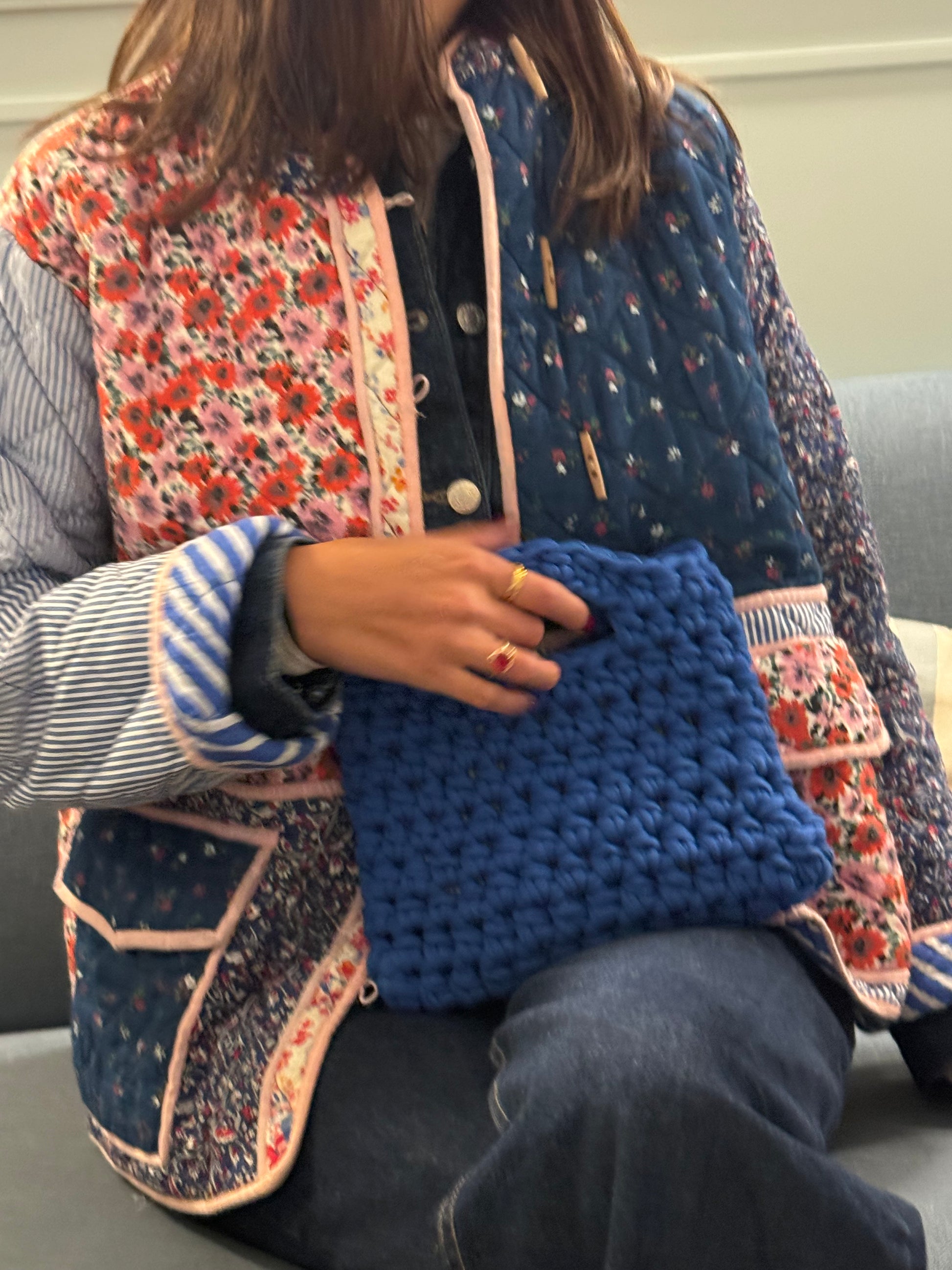 Tricot clutch
